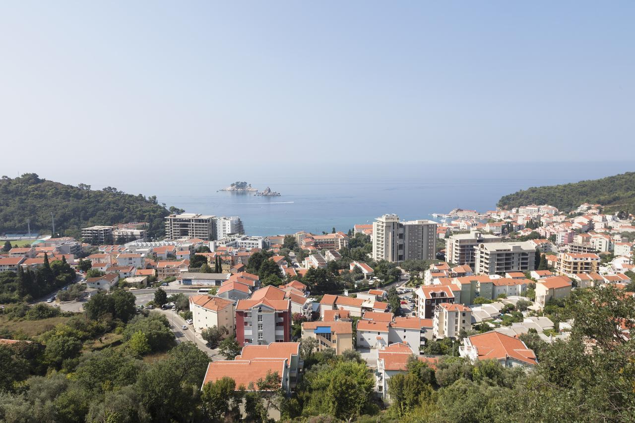 Hotel Ami Budva Petrovac Exterior photo